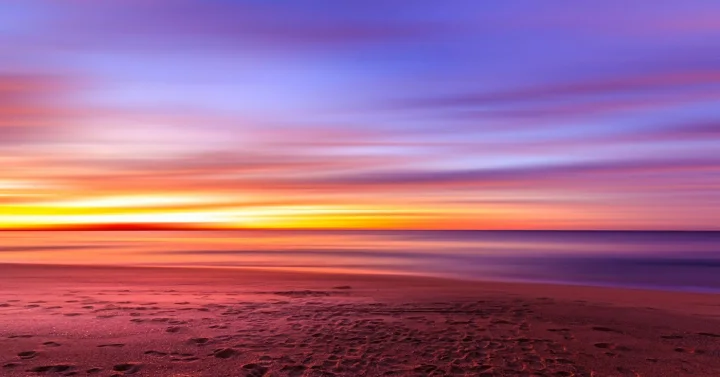 Honeyed Horizon